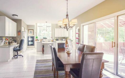 Apartment with ocean view